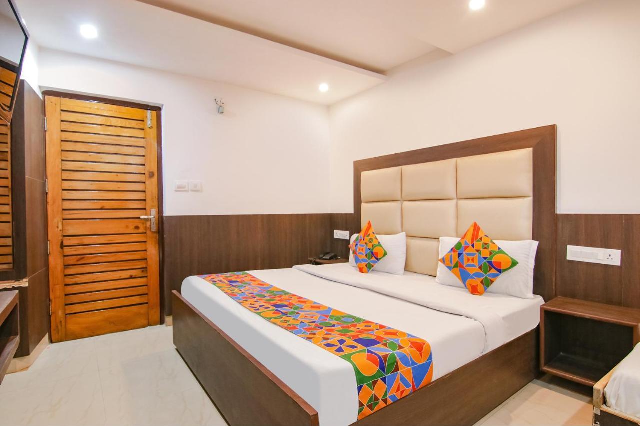 דרמסאלה Fabhotel Rosewood Inn I מראה חיצוני תמונה