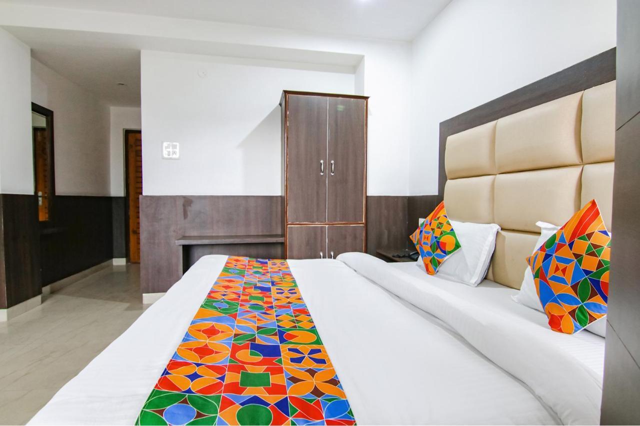דרמסאלה Fabhotel Rosewood Inn I מראה חיצוני תמונה