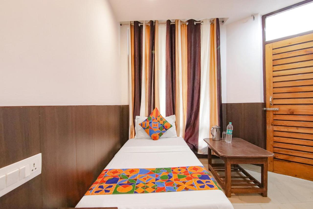 דרמסאלה Fabhotel Rosewood Inn I מראה חיצוני תמונה