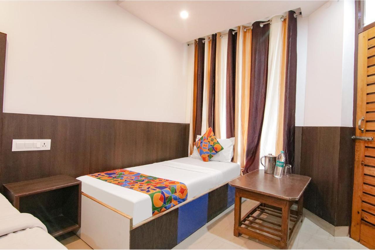 דרמסאלה Fabhotel Rosewood Inn I מראה חיצוני תמונה